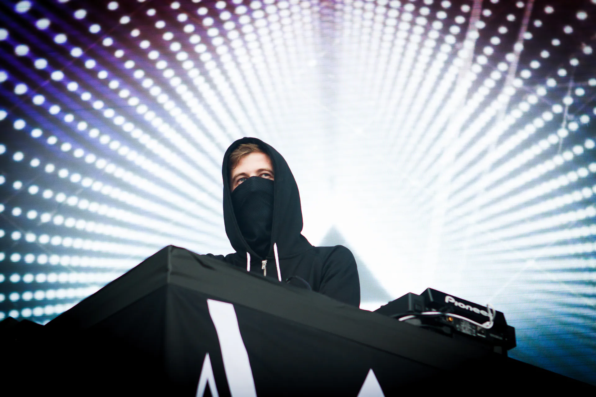 Alan Walker - Bråvalla 2016